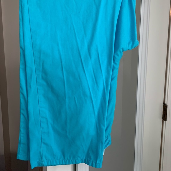 Cherokee Workwear Pull-on Cargo scrub pants - Picture 2 of 2